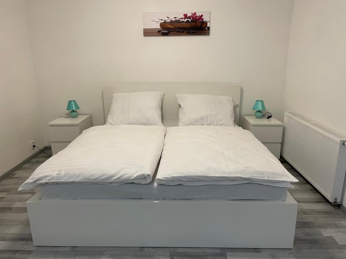 Apartmant T&T Cheb Esterno foto
